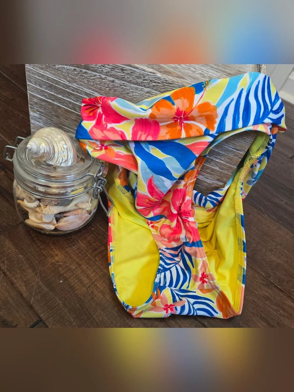 Sunsets Tropical Floral Bikini Bottoms in Yellow Coral Blue Sz L